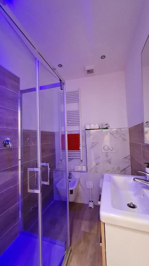 Giudei House Smart 2 Apartment Bologna Bagian luar foto