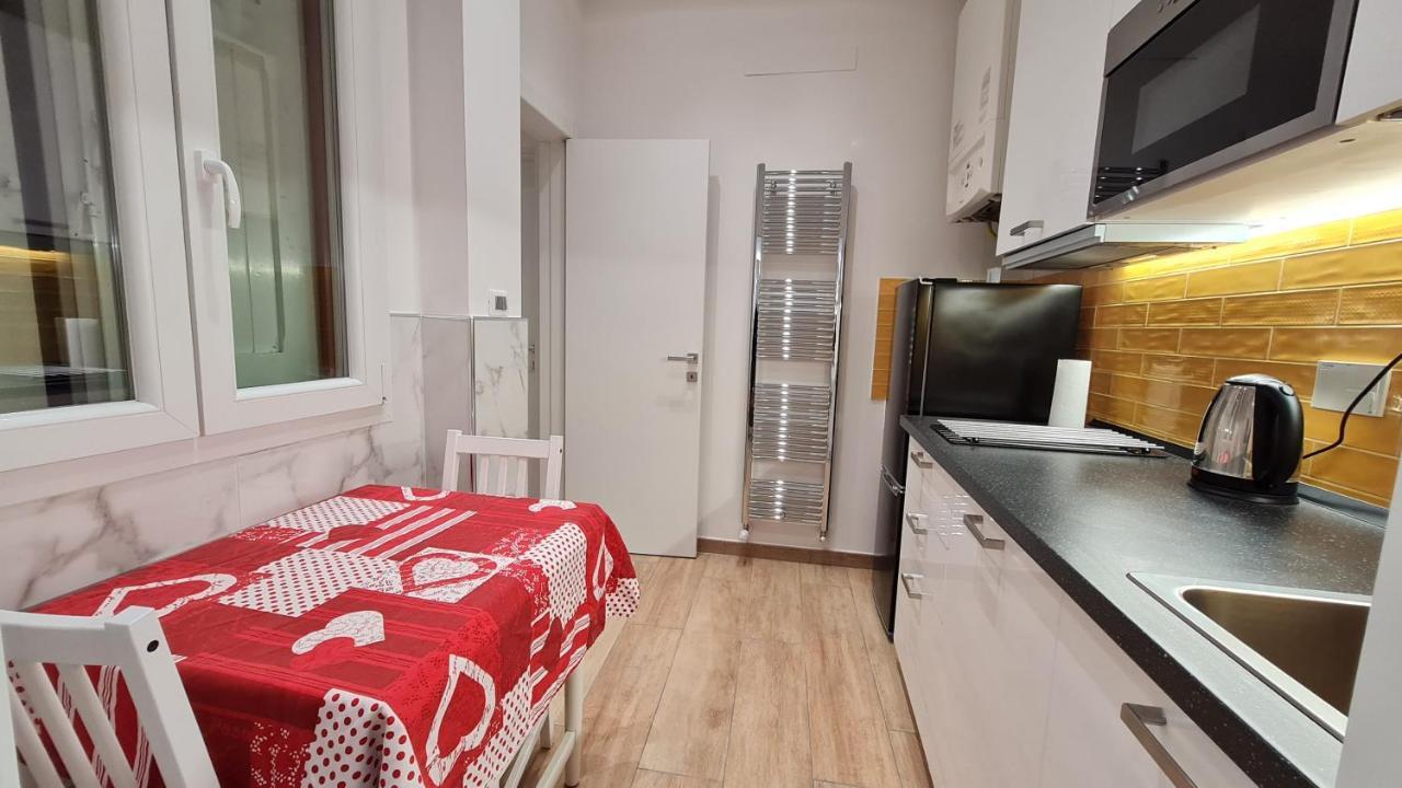 Giudei House Smart 2 Apartment Bologna Bagian luar foto