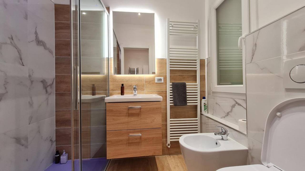 Giudei House Smart 2 Apartment Bologna Bagian luar foto